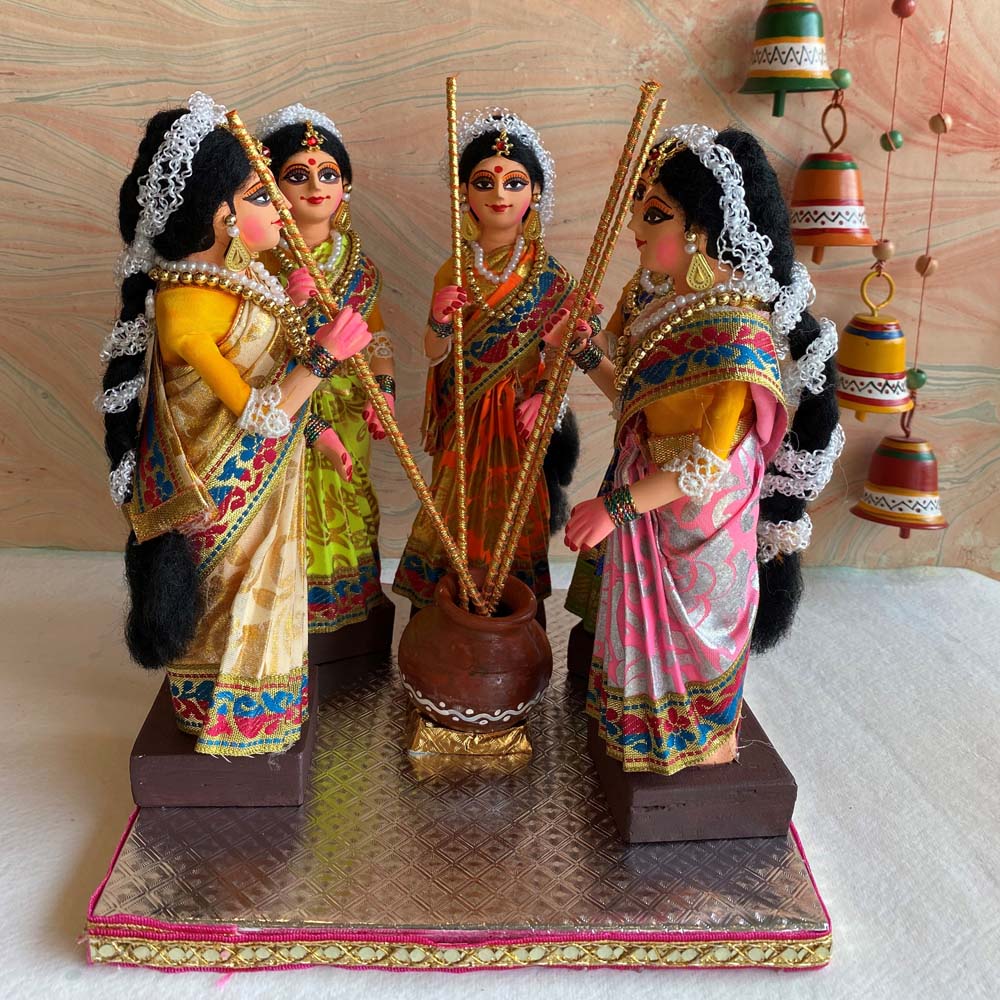 Navarathri Golu Doll Indian Traditional Dolls Pasu Manzil Set